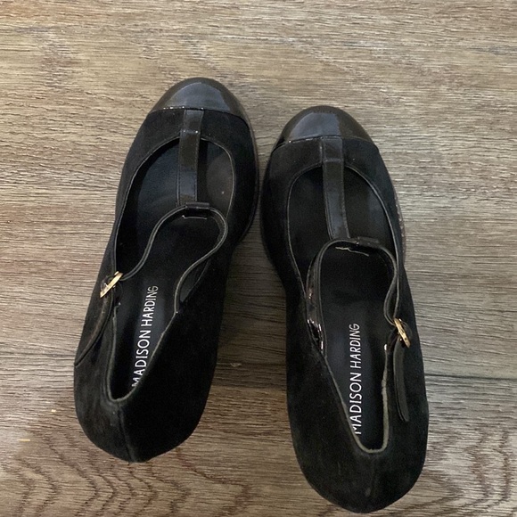 MADISON HARDING WEDGE T STRAP HEELS | Size 9 - Picture 9 of 14